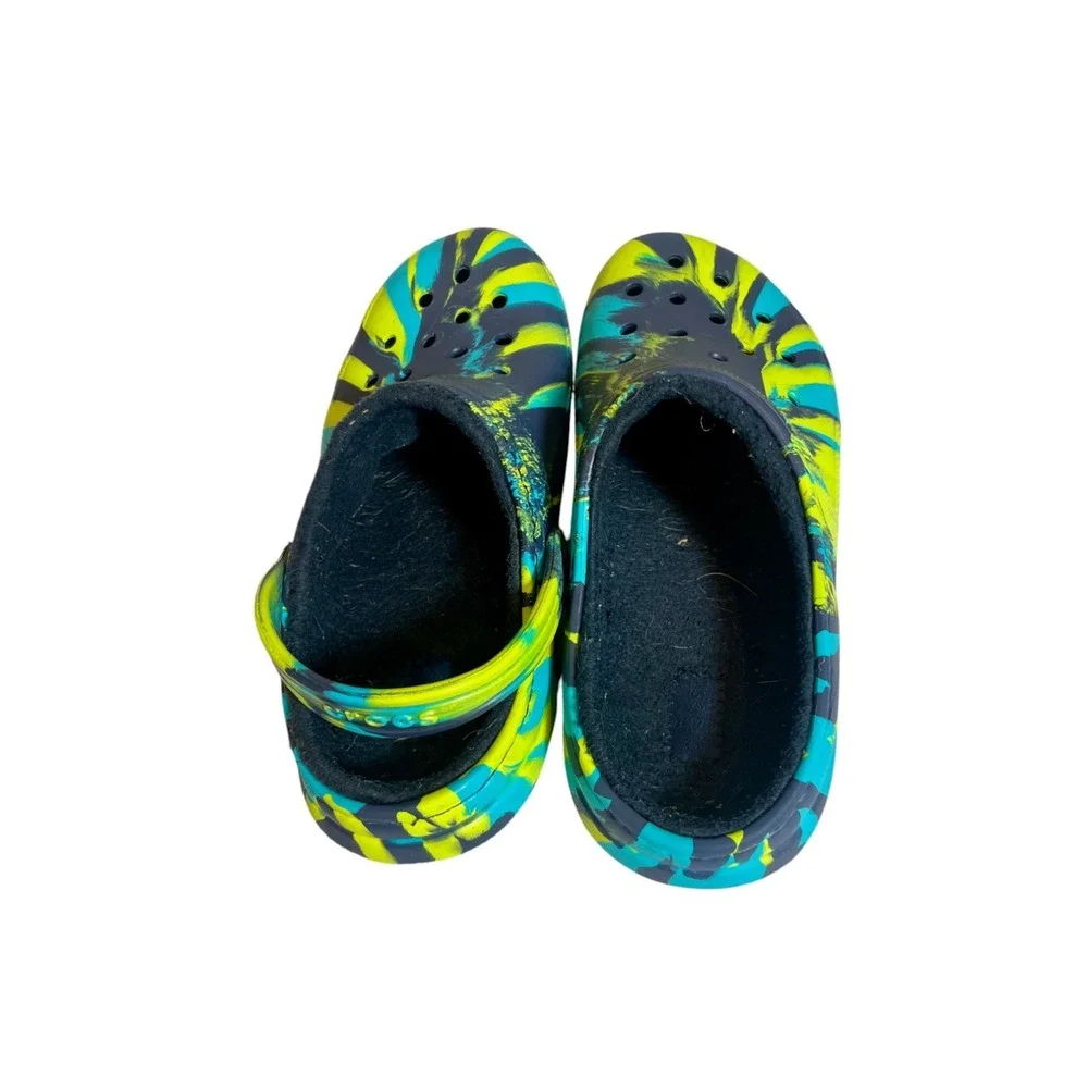 Crocs Marbled Clogs Kids Fleece Lined Size J6 Blue Tie Dye Slip‎ On
